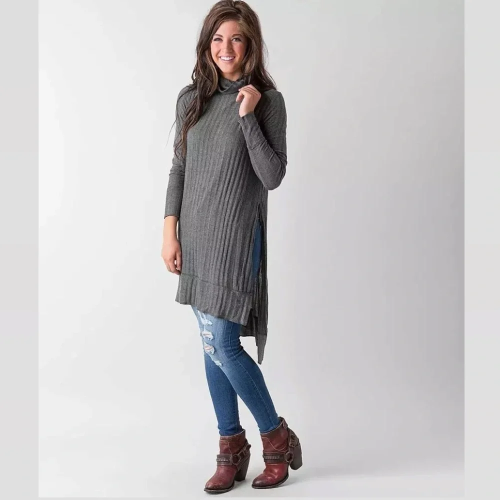 Free People Heathered Gray Ribbed Tunic Top Turtleneck Side Slits Knit Sweater